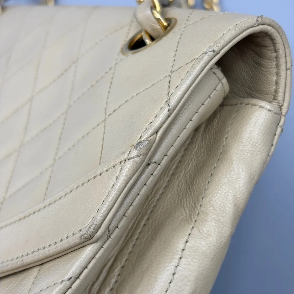 Chanel single flap lambskin beige square chain bag - Picture 5 of 12